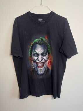 The Joker Graphic Crewneck T-Shirt (M)